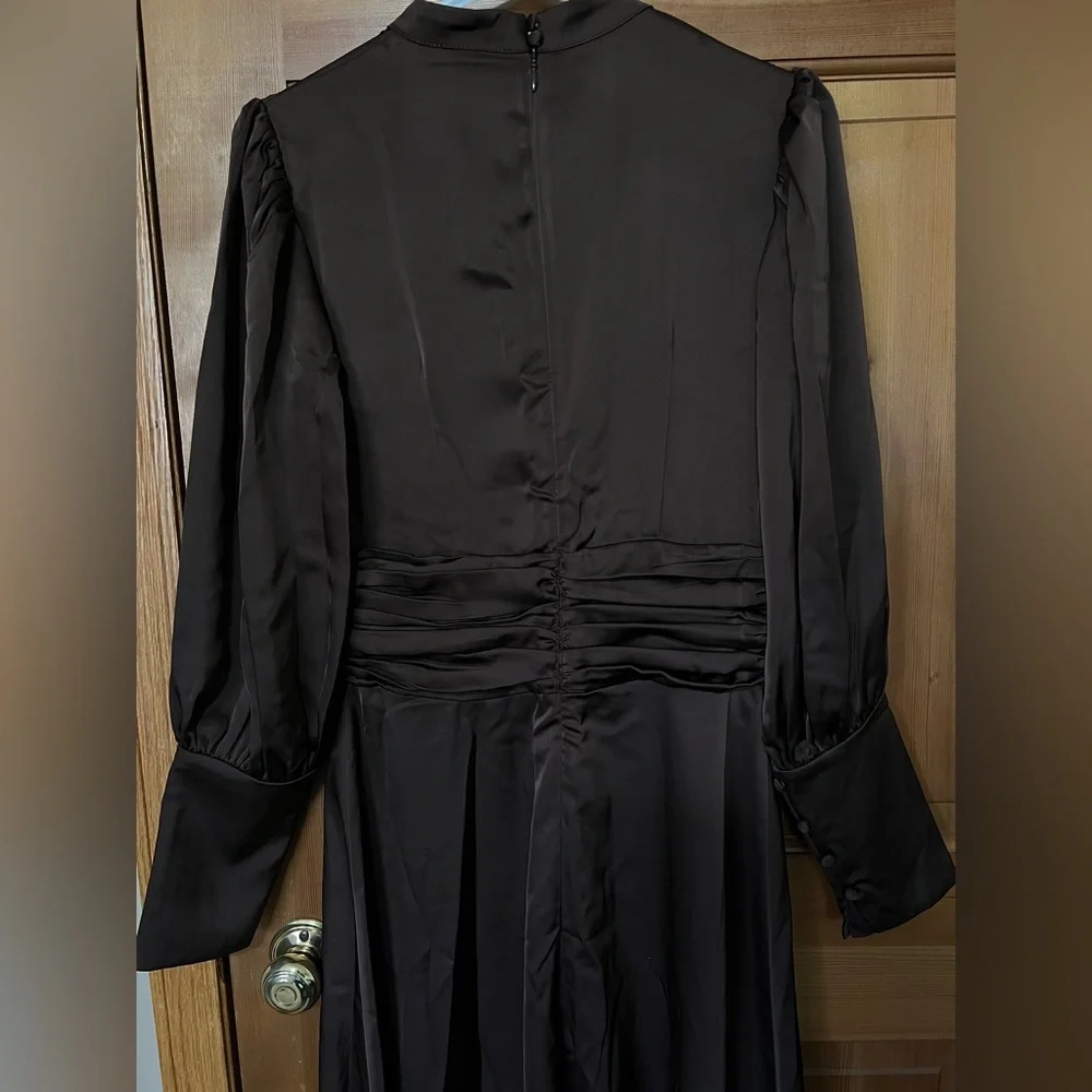 NWT Veiled Collection Satin Maxi Dress - Modest - Picture 8 of 9